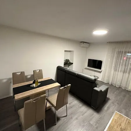Bella Apartman Koper