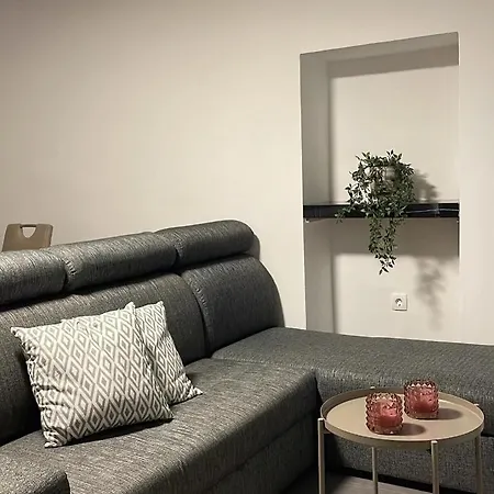 Apartman Bella *
